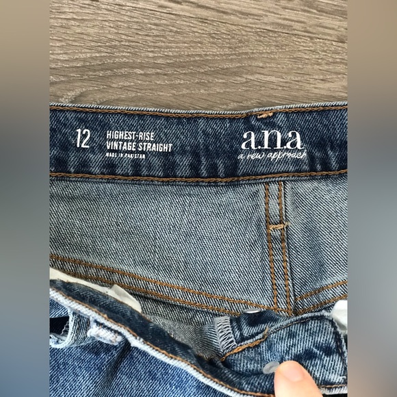 a.n.a. High Rise Vintage Straight Leg Jeans - Picture 8 of 10